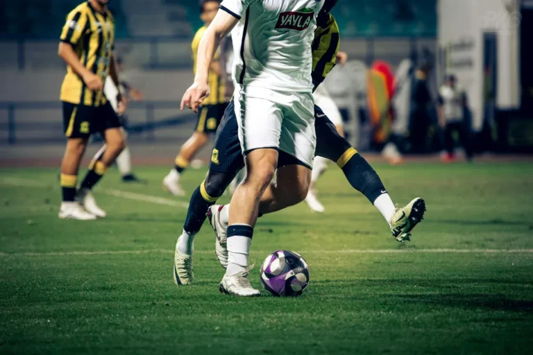 7 Pressing Triggers That Define the Best Modern Football Teams